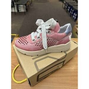 NEW VADDIA women's binx platform sneakers in fuxia